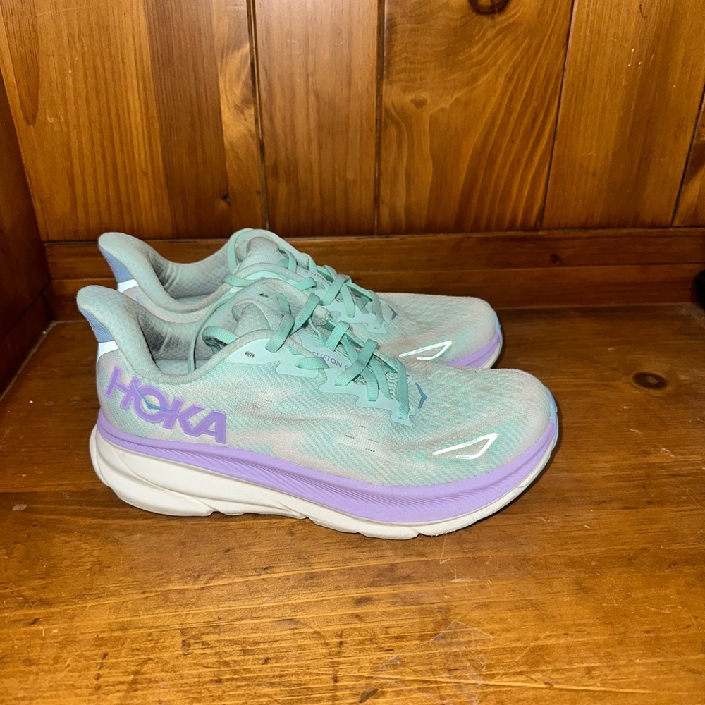 Hoka Clifton 9 Light Blue and Purple
